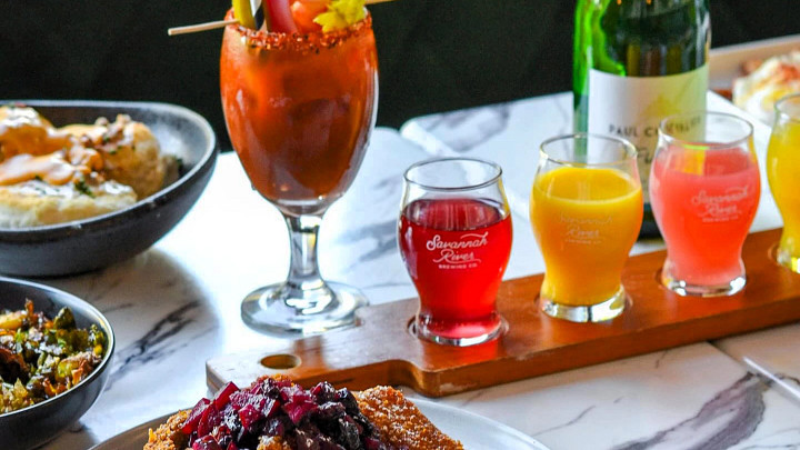 Cornflake-encrusted brioche French toast with a mimosa flight 