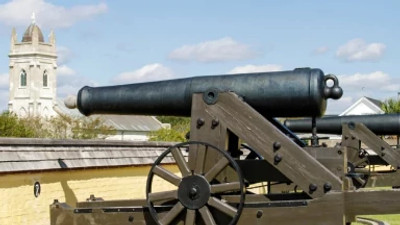 Cannon at fort